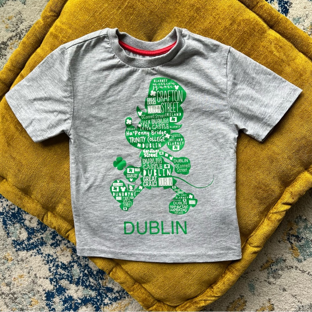 ***Moving Sale*** Disney Mickey Mouse Dublin Green Irish Unisex Short Sleeve Tee